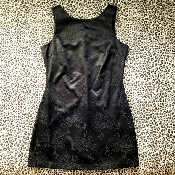 Y2K Forever 21 Little Black Dress, Floral Jacquard Cocktail Mini Dress, Size M - Picture 2 of 14